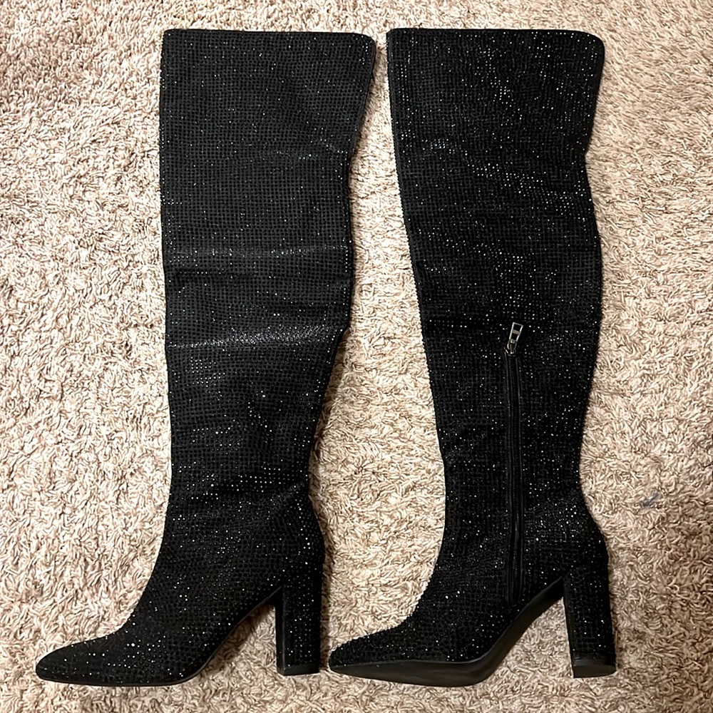 Carvela sequence boots size 9.5 woman . Perfect condition.